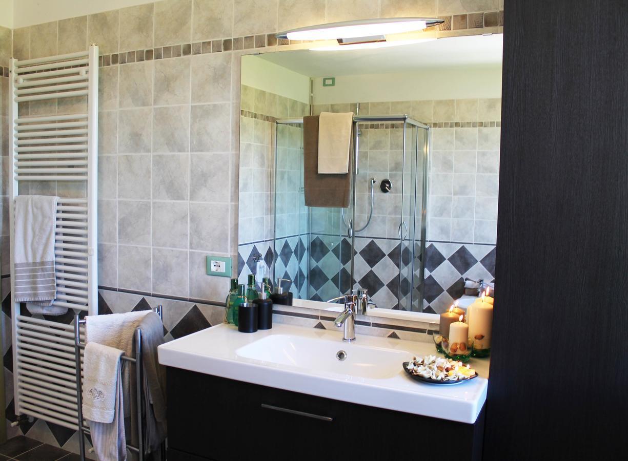 B&B Agli Ulivi Di Mascio Ostra Vetere ภายนอก รูปภาพ